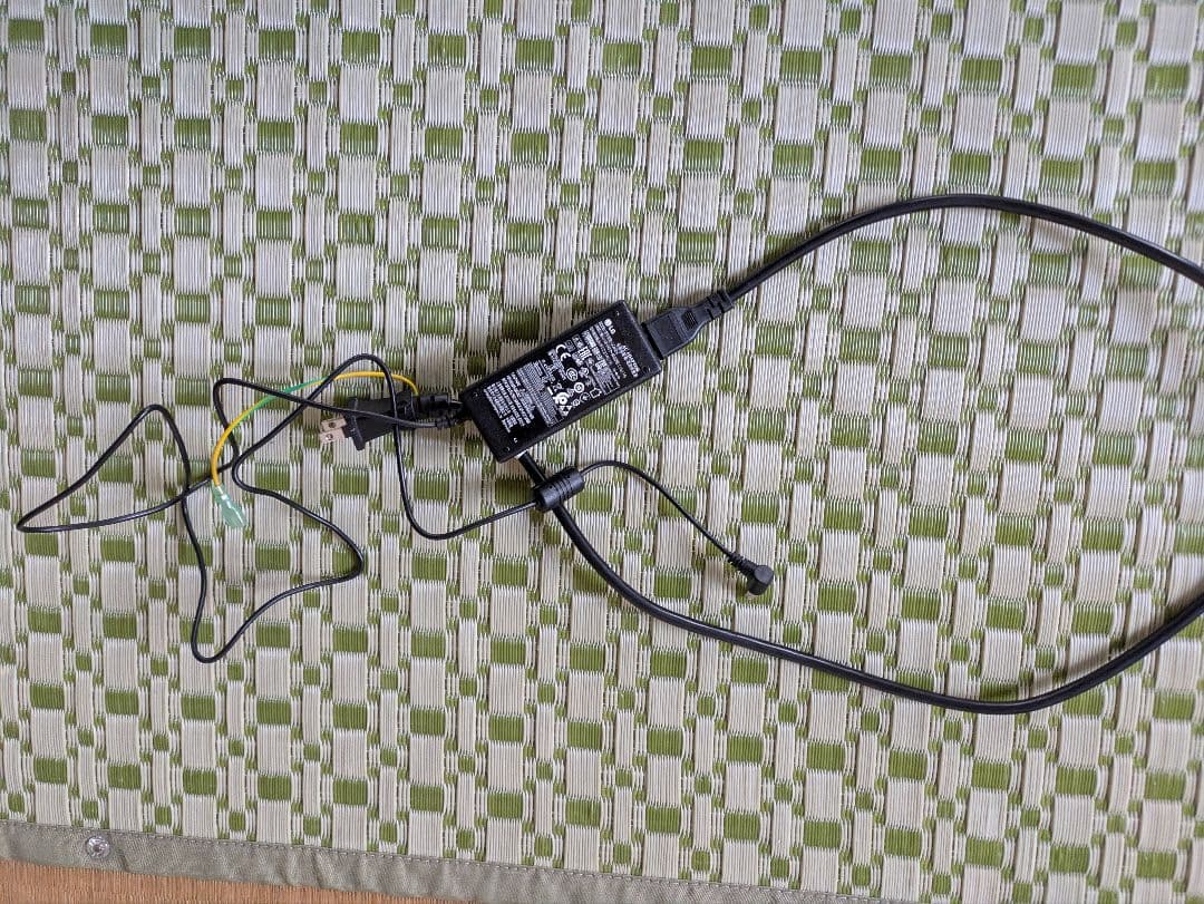 LG ディスプレイ モニター本体 32MP58HQ-W ホワイト 綺麗