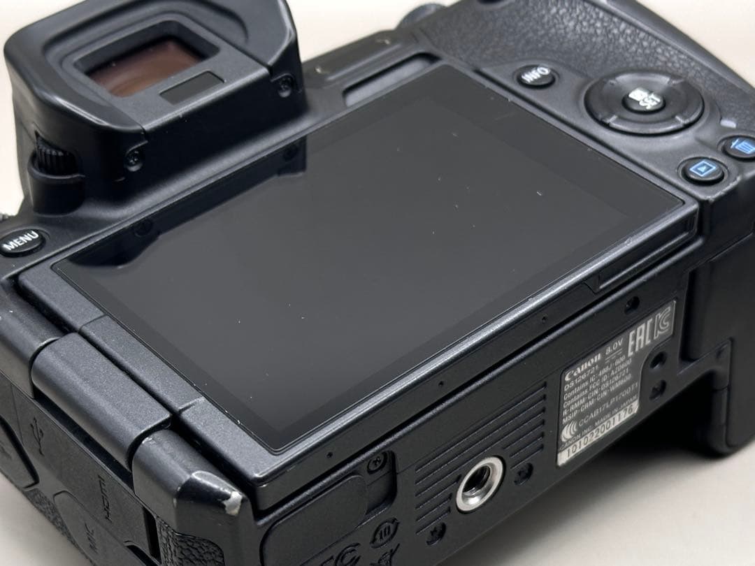 Canon EOS R ボディ