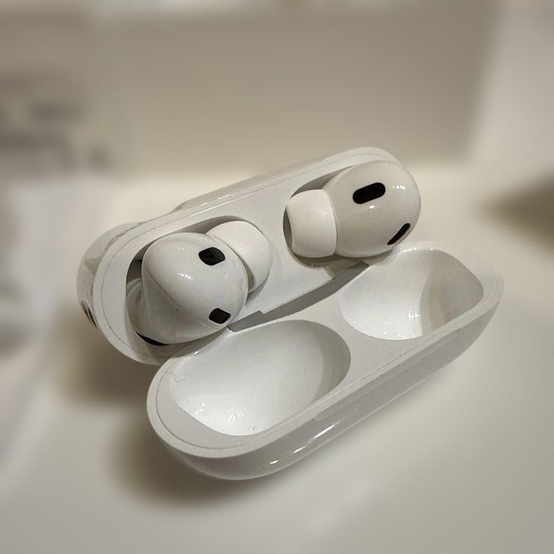 さ*ん様 【美品】AirPods pro 第二世代 type-C
