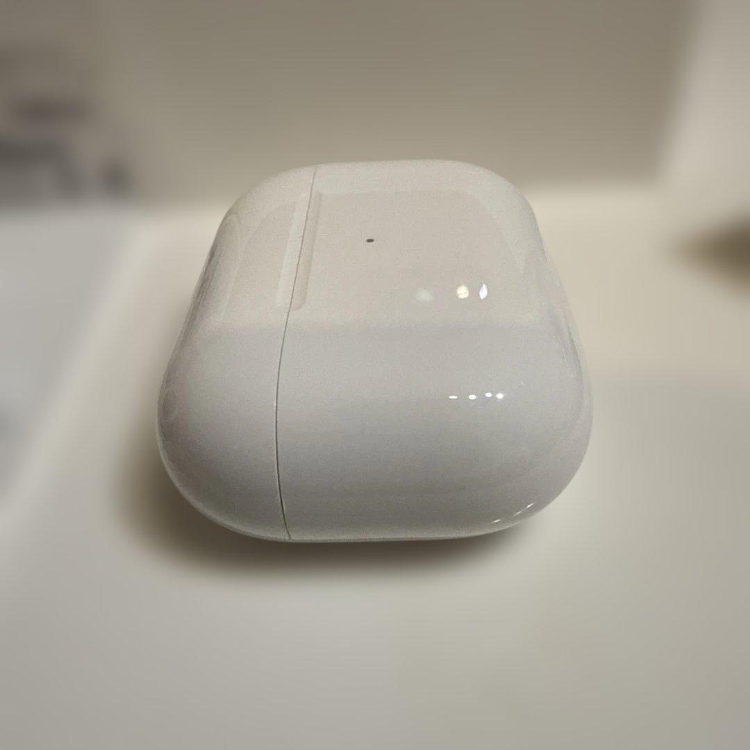 さ*ん様 【美品】AirPods pro 第二世代 type-C