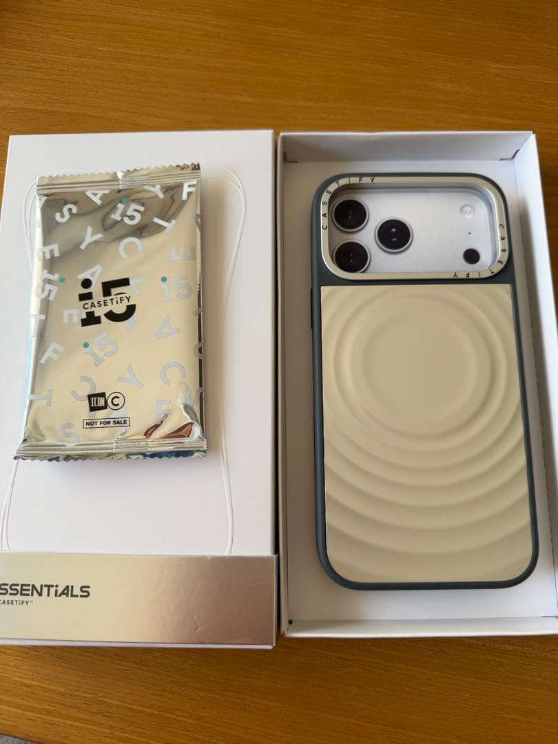 ケースティファイ　iPhone17promax メタルウェーブケース✳︎新品