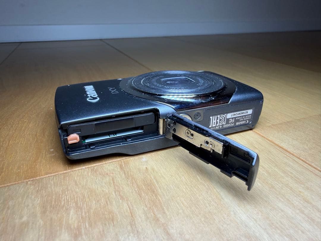 Canon IXY 130 PC2053 コンパクトデジタルカメラ