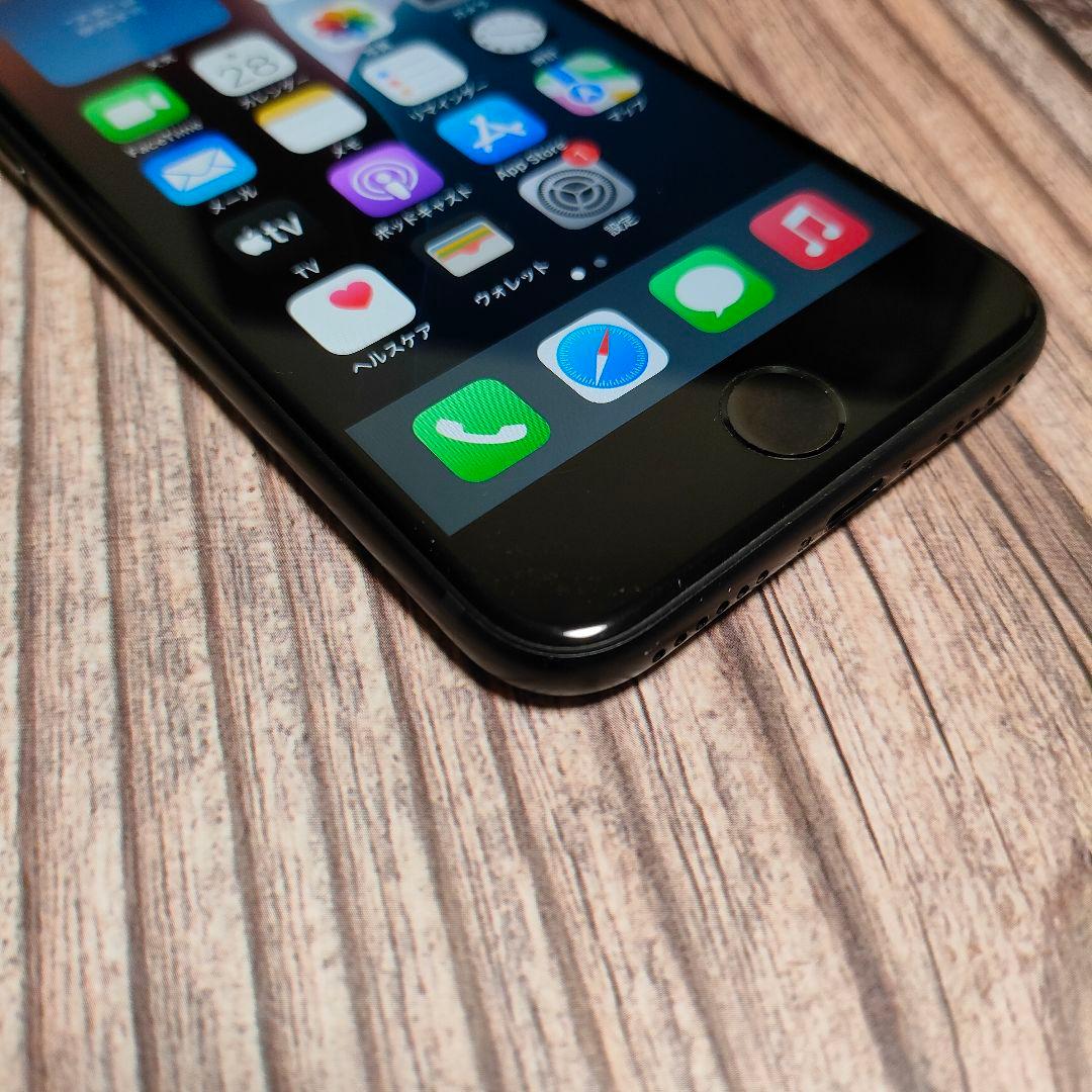 iPhone SE 第3世代 SIMフリー 64GB バッテリー92%