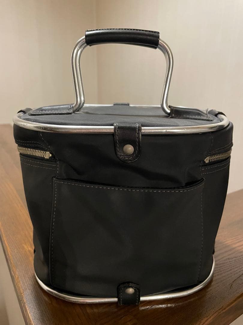 ジャンポールゴルチエパイプフレームバッグ バニティアルミフレーム