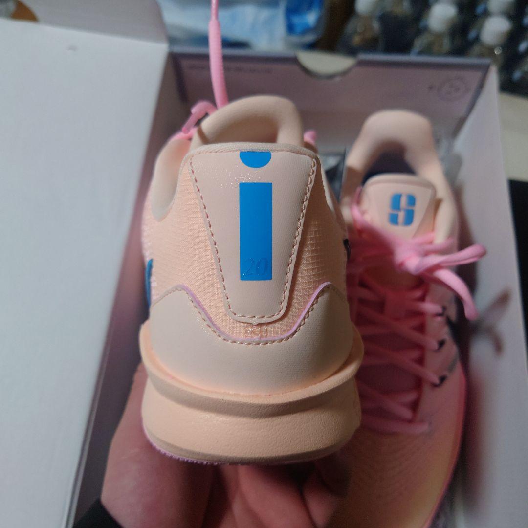 新品サブリナ３バスケットボールシューズ27,0cm