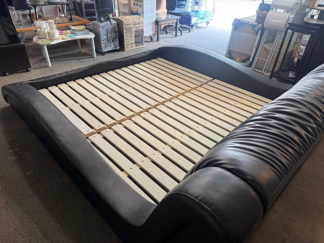 自社配送可能料金チャーター扱い　高級品　アルモニア　キングサイズ ベッドフレーム