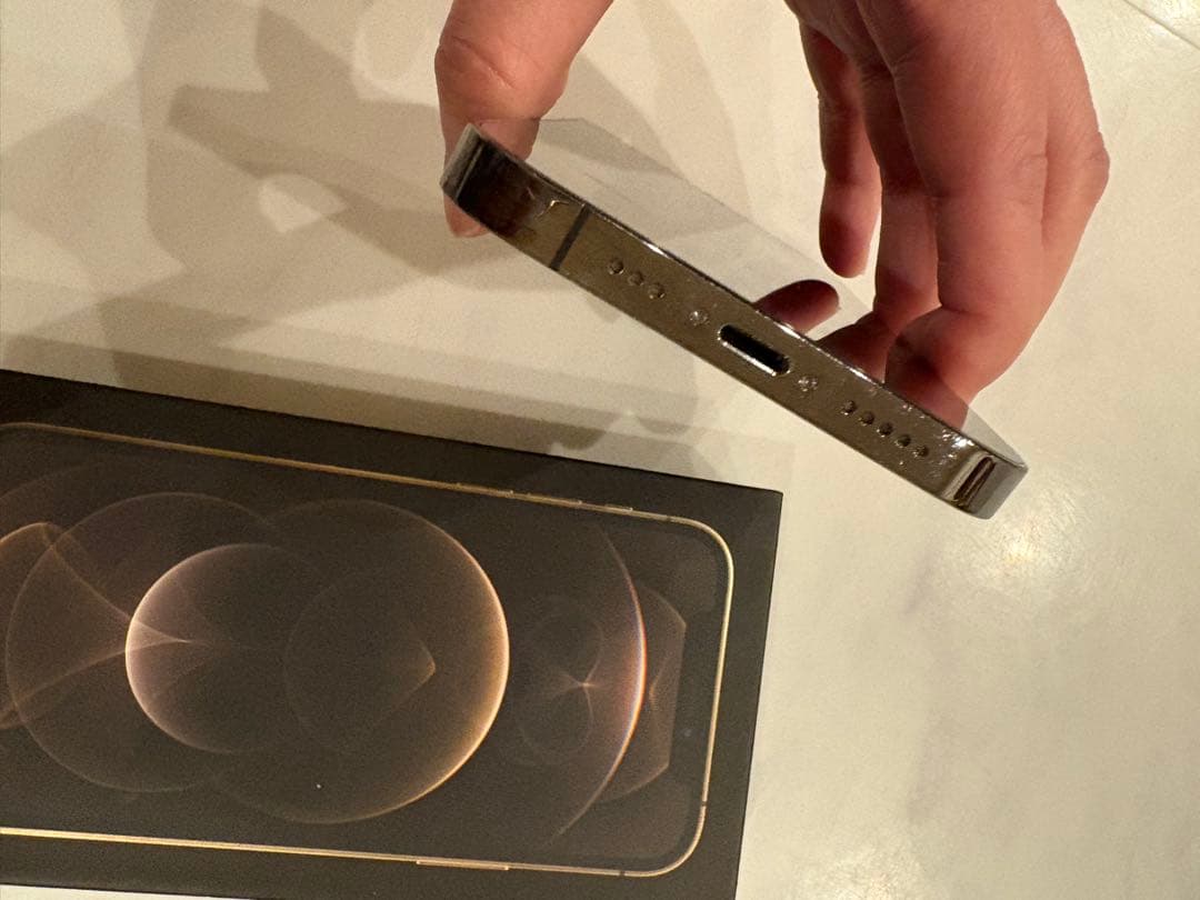 【ラピッド】Apple iPhone 12 Pro 128GBグラファイト