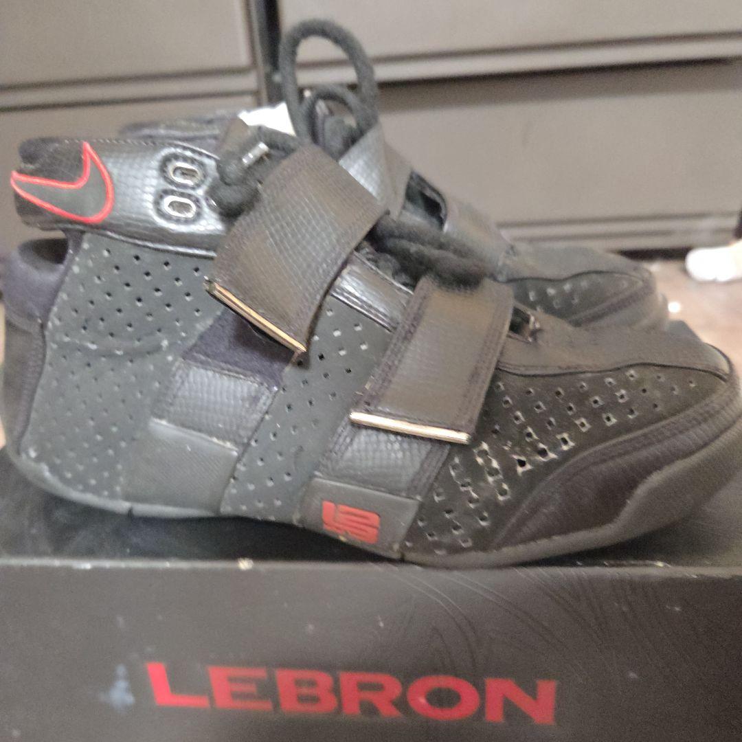 NIKE　バスケットボールシューズ