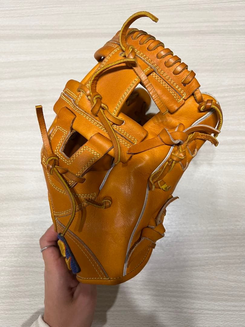 ドナイヤ 軟式用グラブ 山田哲人モデル