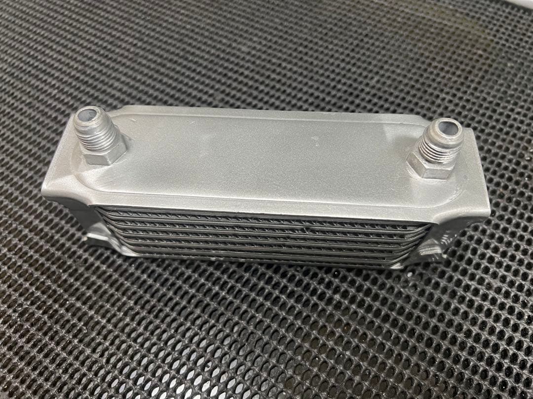 汎用オイルクーラー2ケ2種類