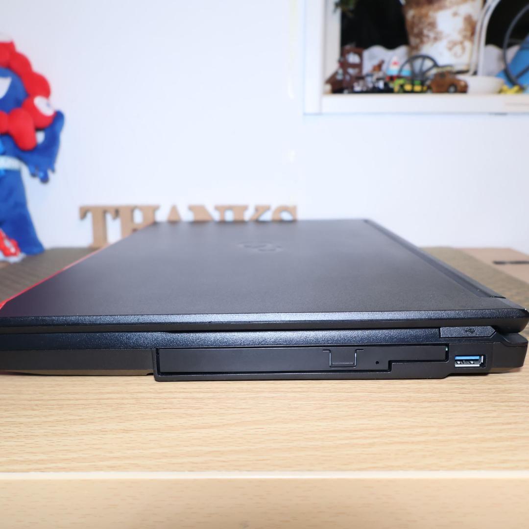 Win11公式対応10世代i3/メ8/新品SSD/DVD/無線/HDMI/カメラ