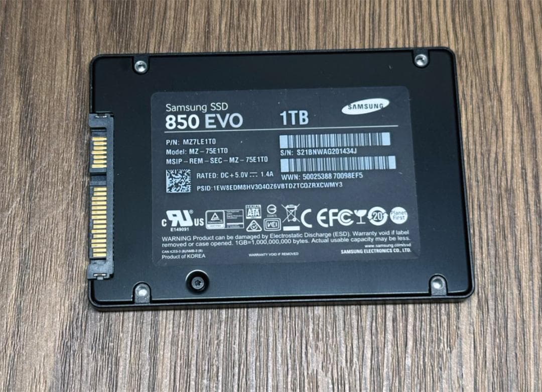 Samsung SSD 850 EVO 1TB SATA 2.5インチSSD