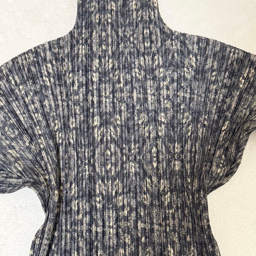 極美品✨PLEATS PLEASE プリーツ　オーバーサイズ　変形　総柄