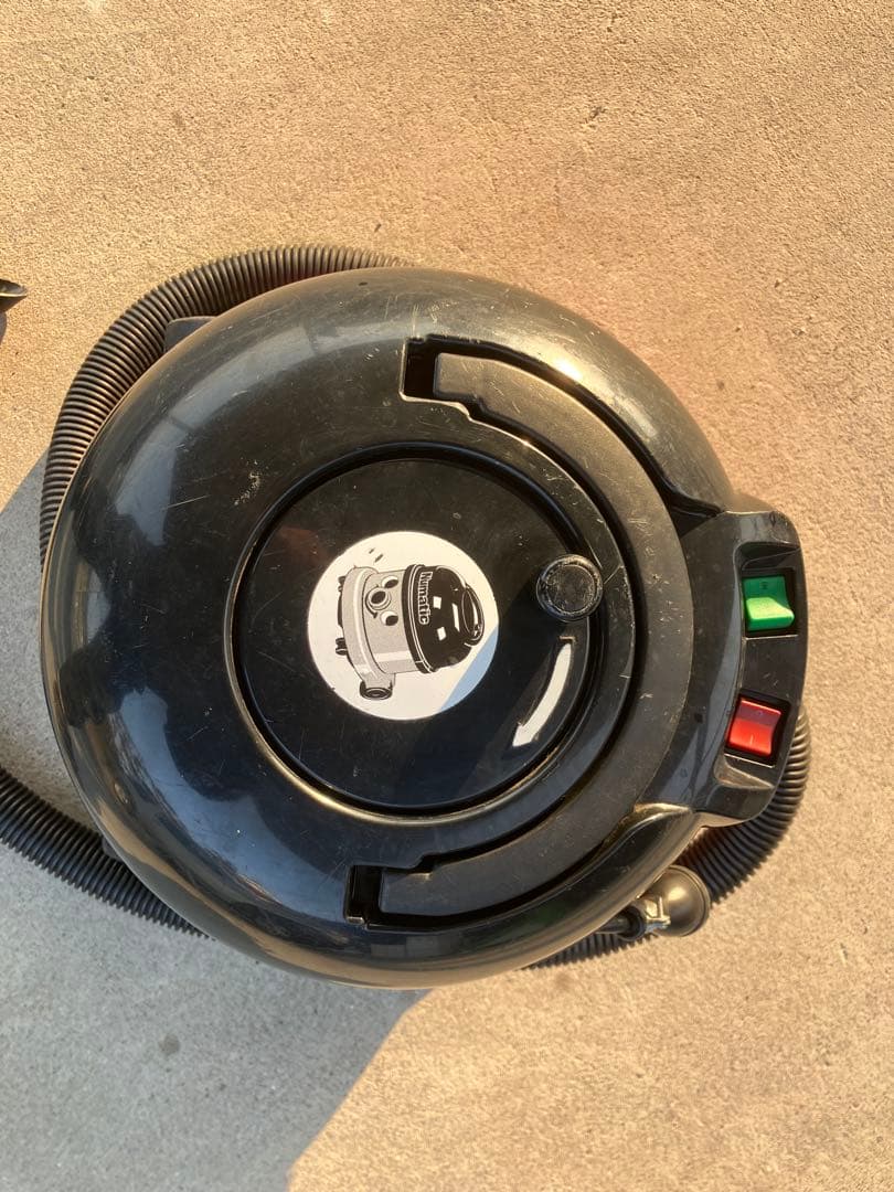 Numatic 業務用乾式掃除機 ヘンリー君