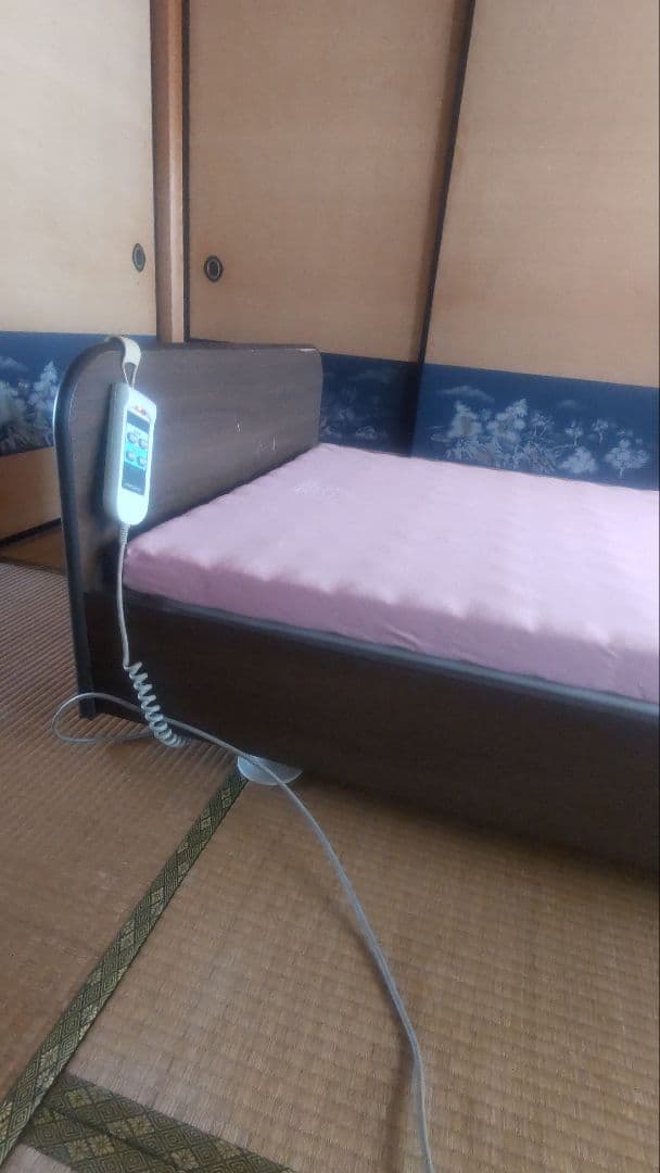 引取限定(一部配達可)パラマウント介護ベッド 　　 ピンクマットレス付き