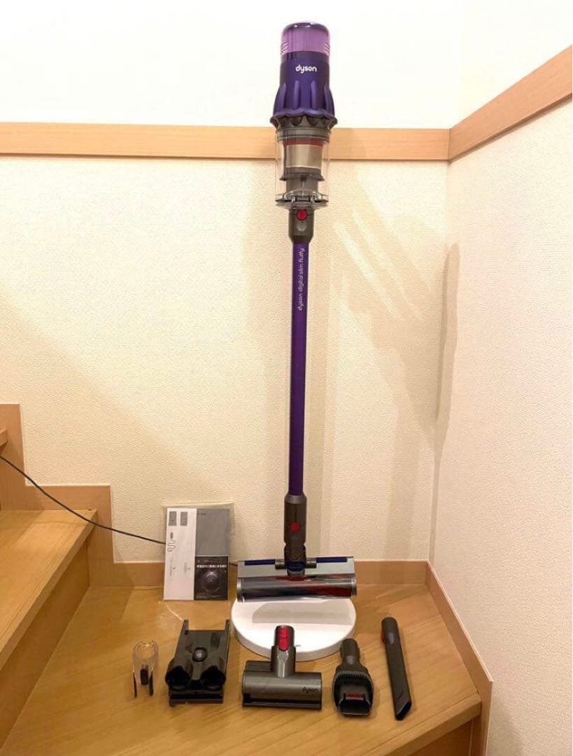 【スタンド付き】dyson 掃除機 コードレス SV18