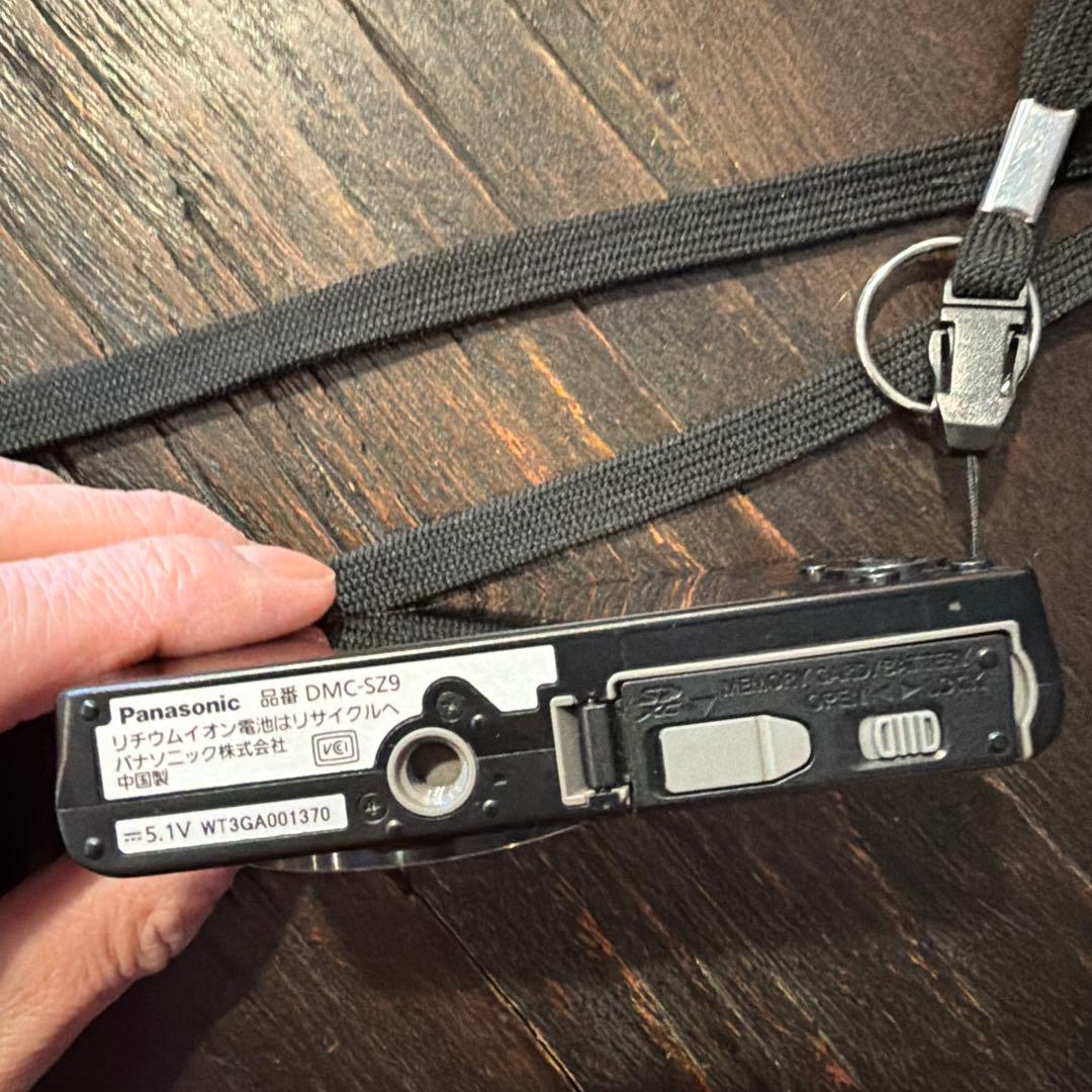 A*.様 panasonic LUMIX デジカメ