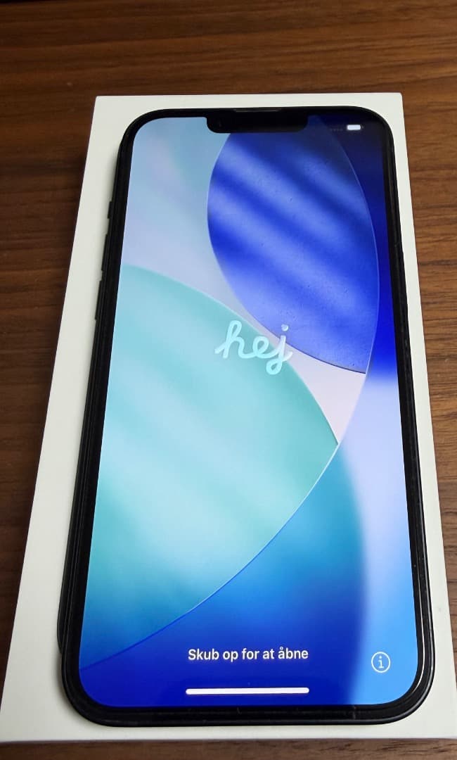 iPhone 14 128GB SIMフリーモデル