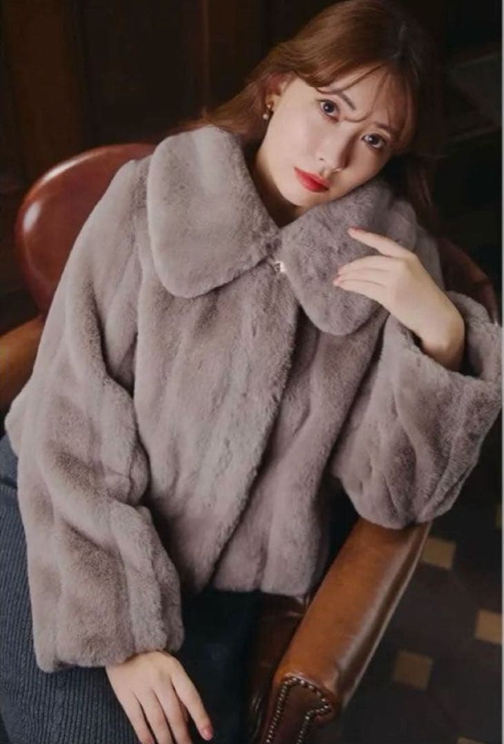 ジャケット・アウター Herlipto Winter Love Faux Fur Coat2025