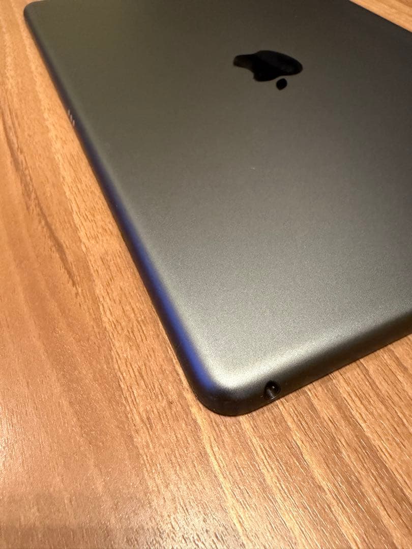 iPad 第9世代 64GB + ロジクール Combo Touch セット