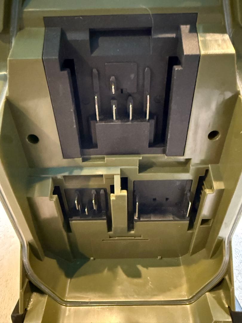 Makita MR005 GZ0 Bluetooth ワイヤレススピーカー