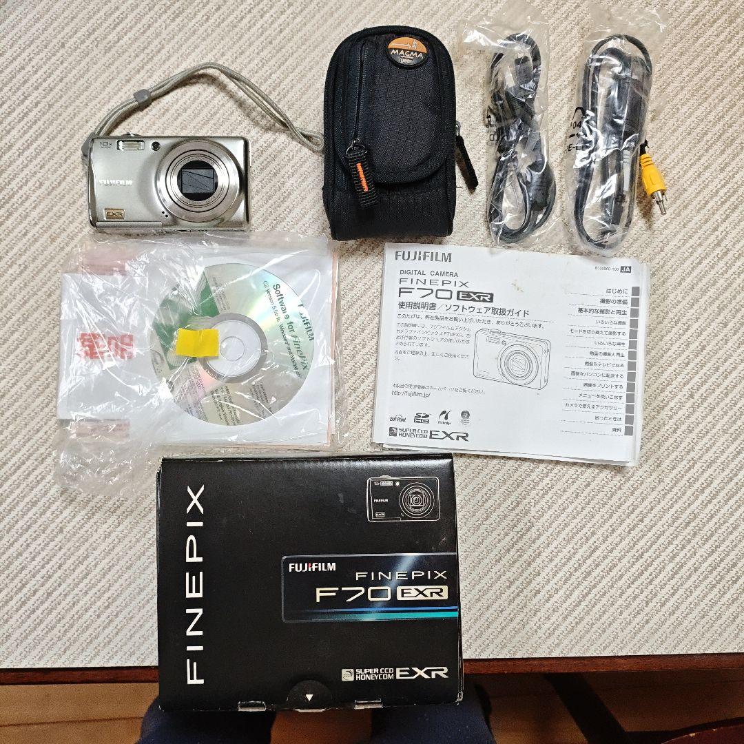 Fujifilm FINEPIX F70 EXR コンパクトデジタルカメラ