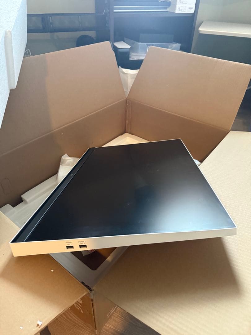 LG 32SQ780S-W/LG スマートモニター