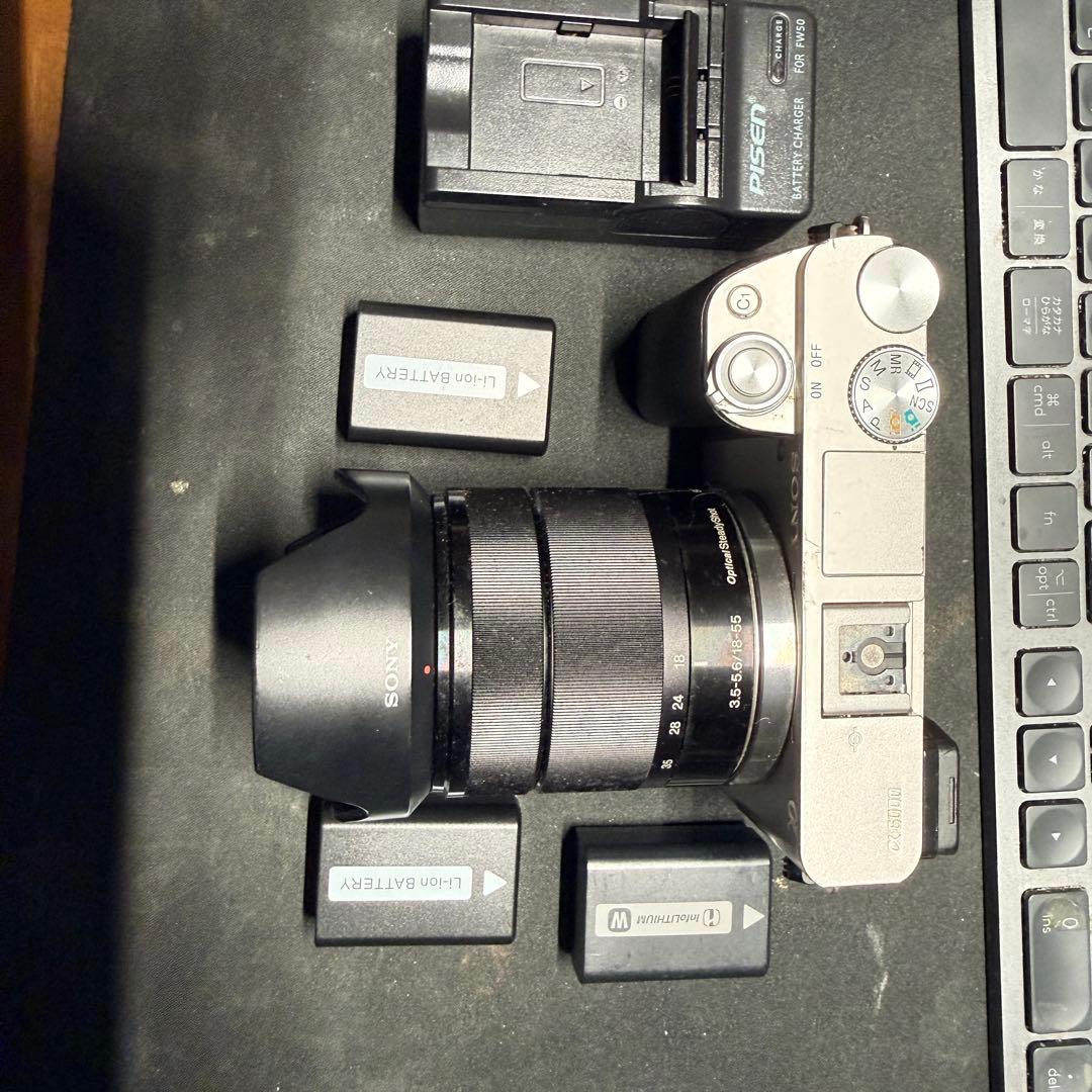 Sony ミラーレスカメラ a6000 + E 18-55mm OSS