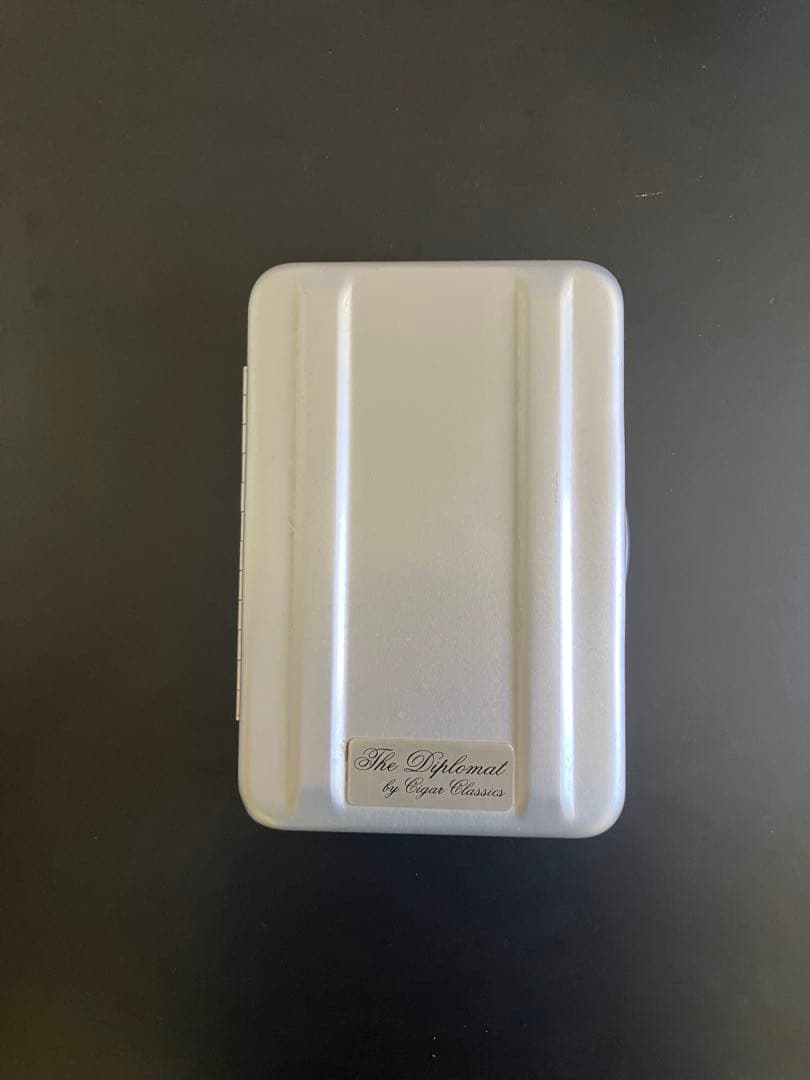 ZERO HALLIBURTON アルミ　シガーケース