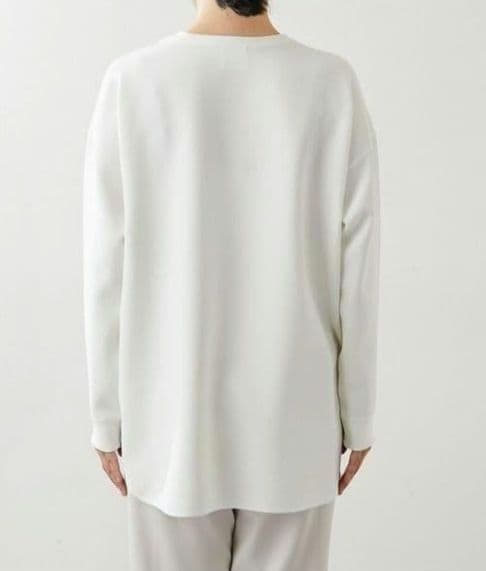 ウィムガゼット　Whim Gazette Vガゼットプルオーバー　フリーサイズ