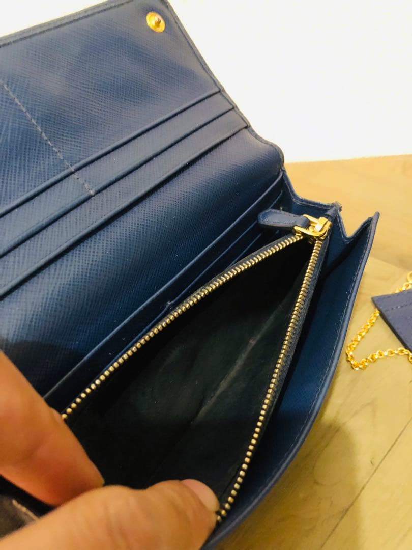 PRADA ネイビー 長財布 ケース付き