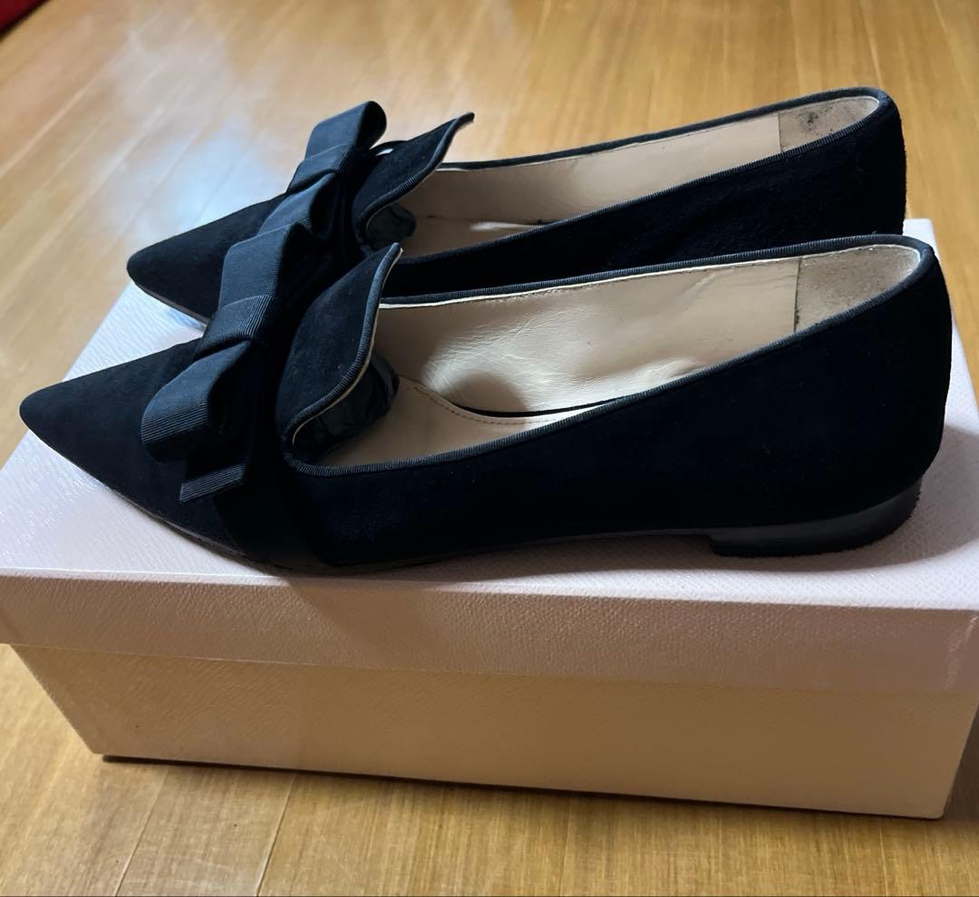 PRADA プラダ　フラットシューズ　ブラックスエードポインテッドトゥ　リボン