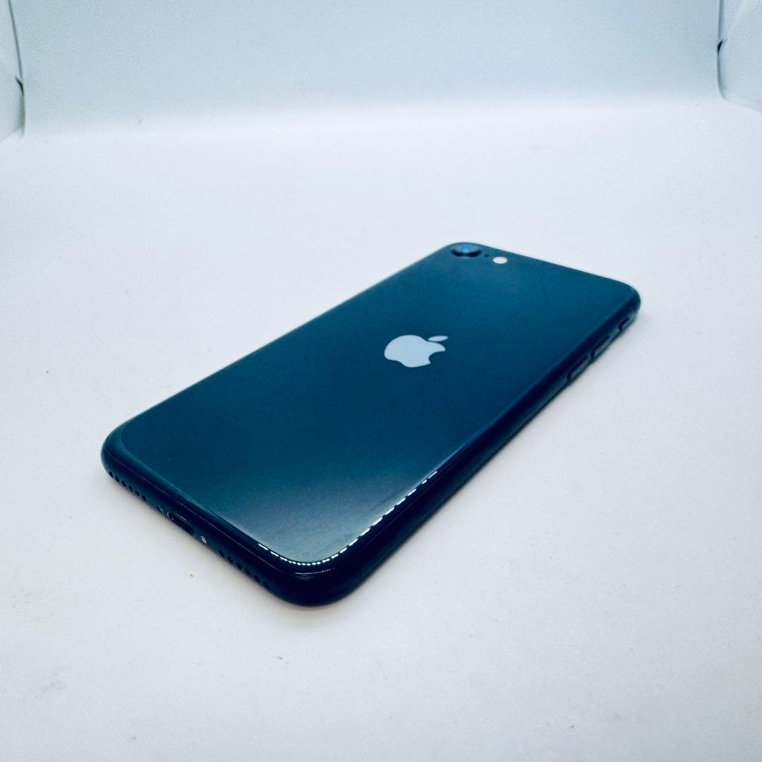 【SIMフリー】 iPhone SE 第3世代 SE3 64GB 本体 動作OK