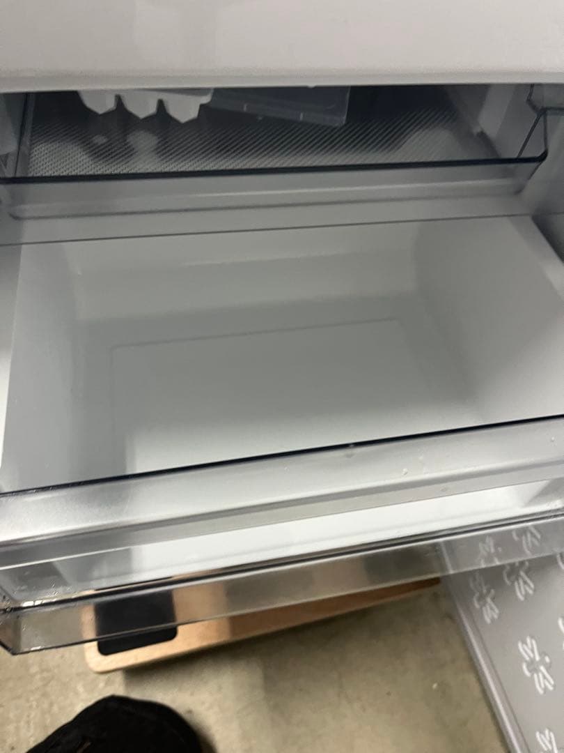 女性オーナー！極美品 ！Haier ノンフロン冷凍冷蔵庫150L 2025年製