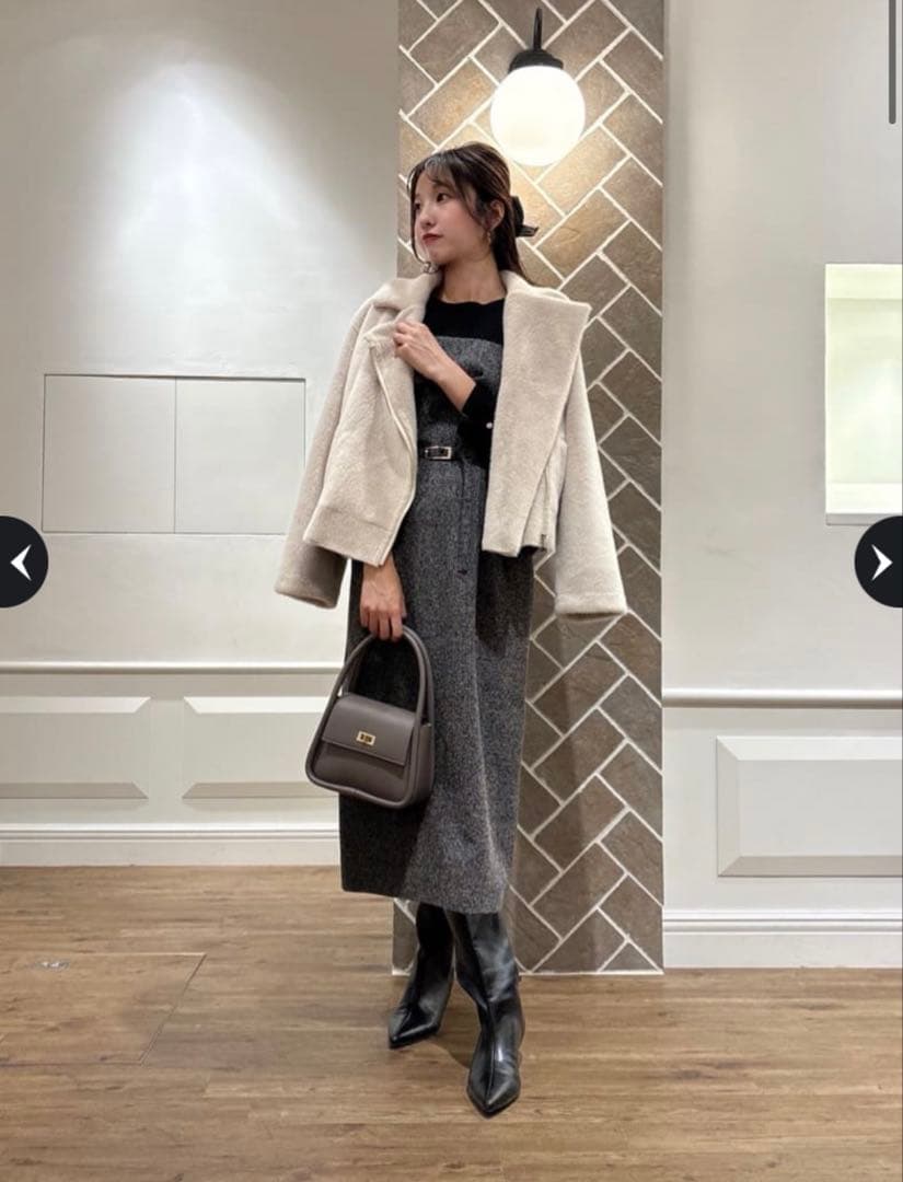 新品 ジャスグリッティー フラッフィー ライダース グレージュ