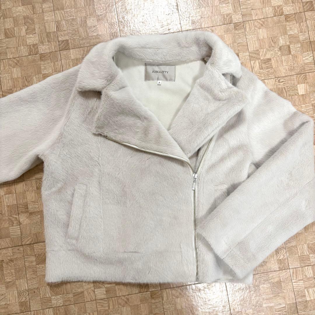 新品 ジャスグリッティー フラッフィー ライダース グレージュ