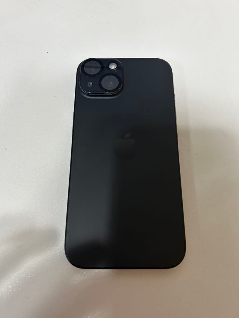 Apple iPhone 15 ブラック 本体 128GB