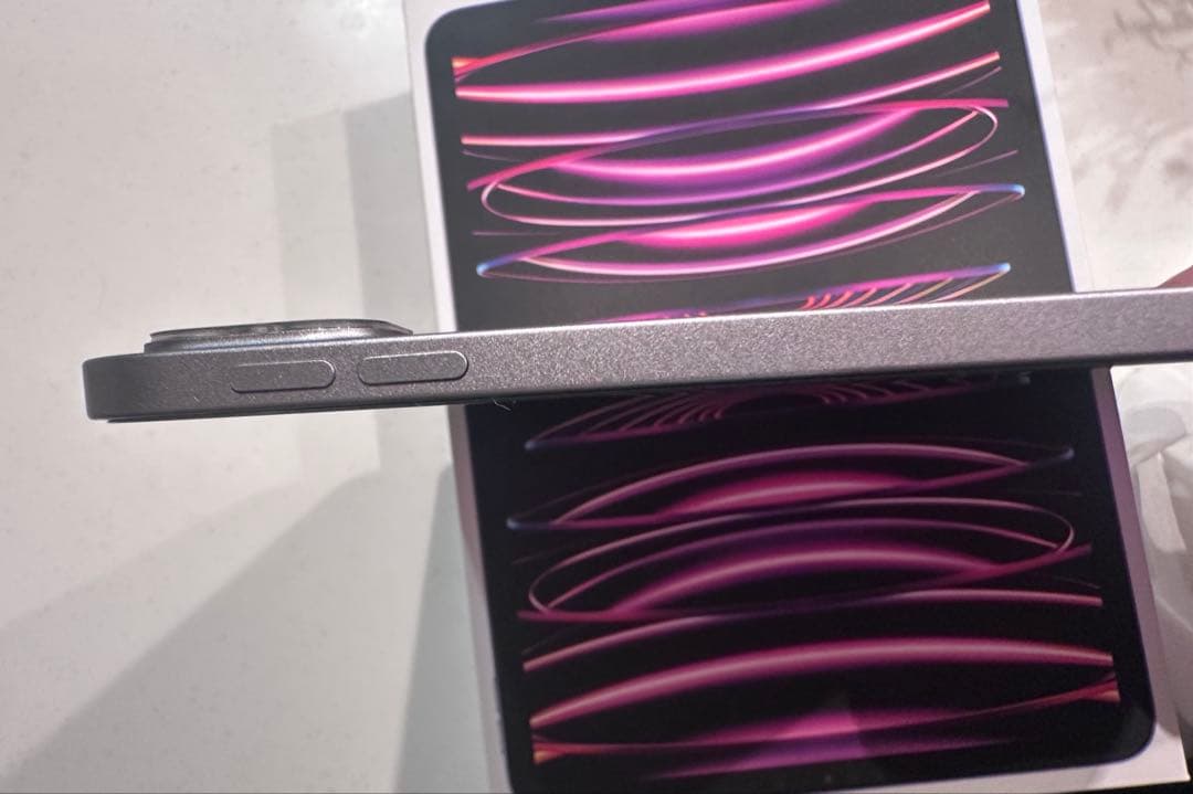 ✨超美品✨iPad pro 第四世Wi-Fiモデル　128G✨スペースグレイ