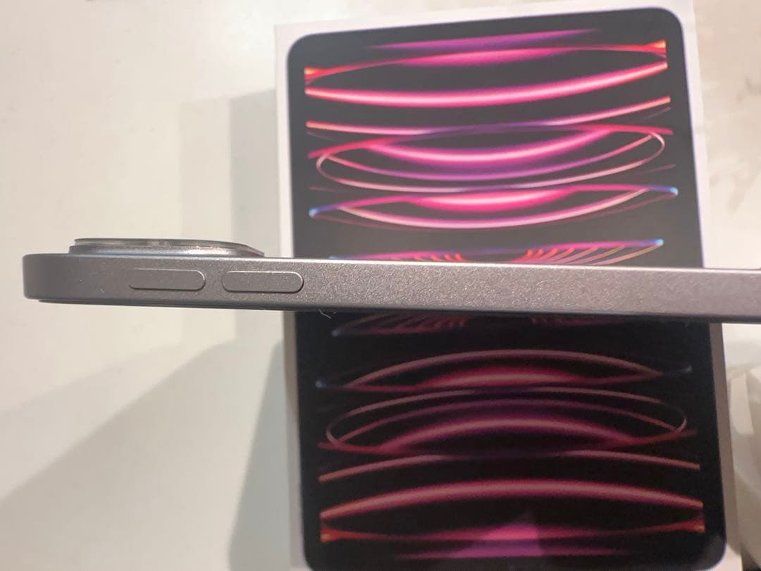 ✨超美品✨iPad pro 第四世Wi-Fiモデル　128G✨スペースグレイ