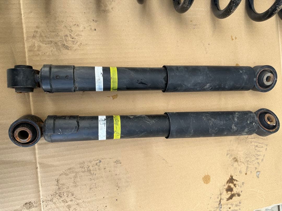 アルファード 30 純正サス