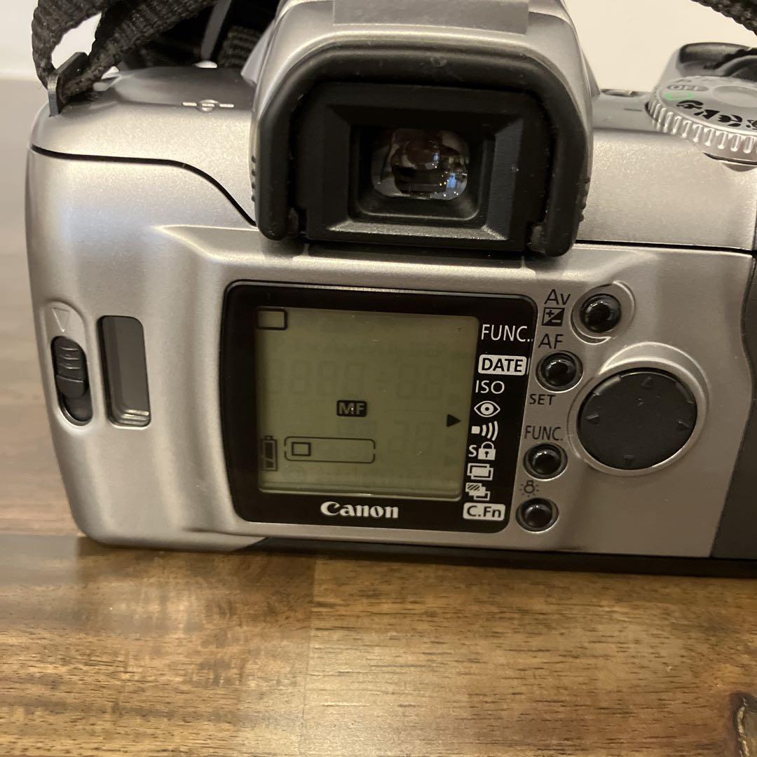 Canon EOS Kiss 7 ボディ