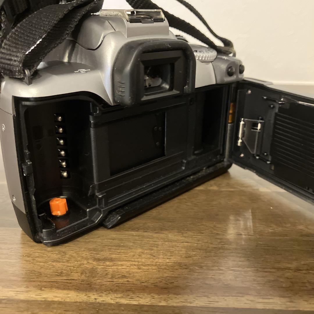 Canon EOS Kiss 7 ボディ