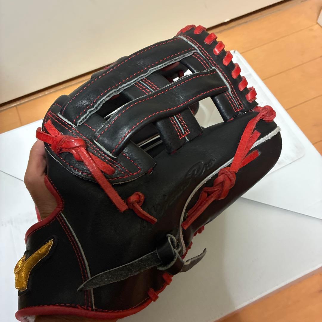 軟式用ミズノプロ　ライリー型 サイズ11黒/赤