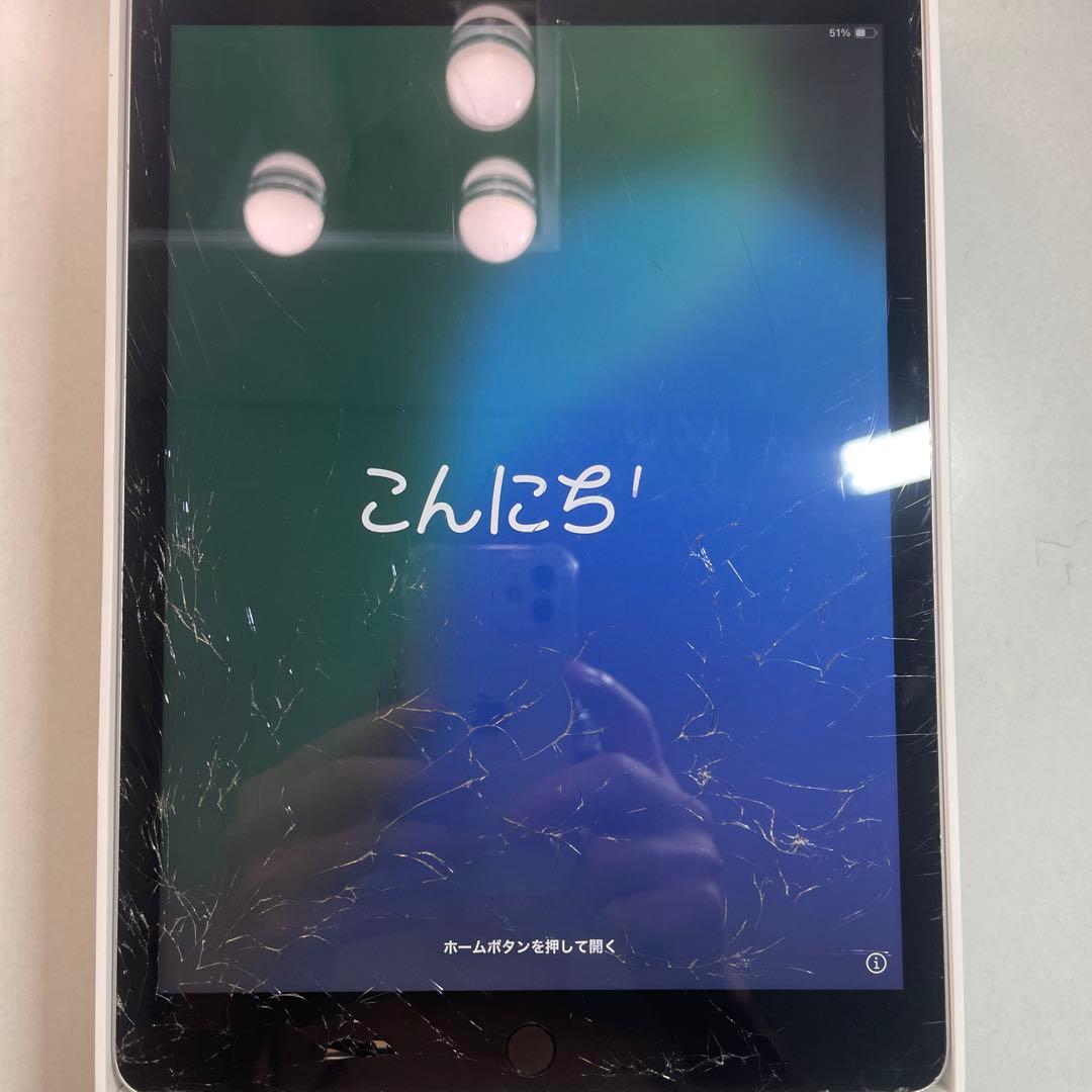 柳*郎様 Apple iPad 第9世代シルバー 画面にひび割れあり