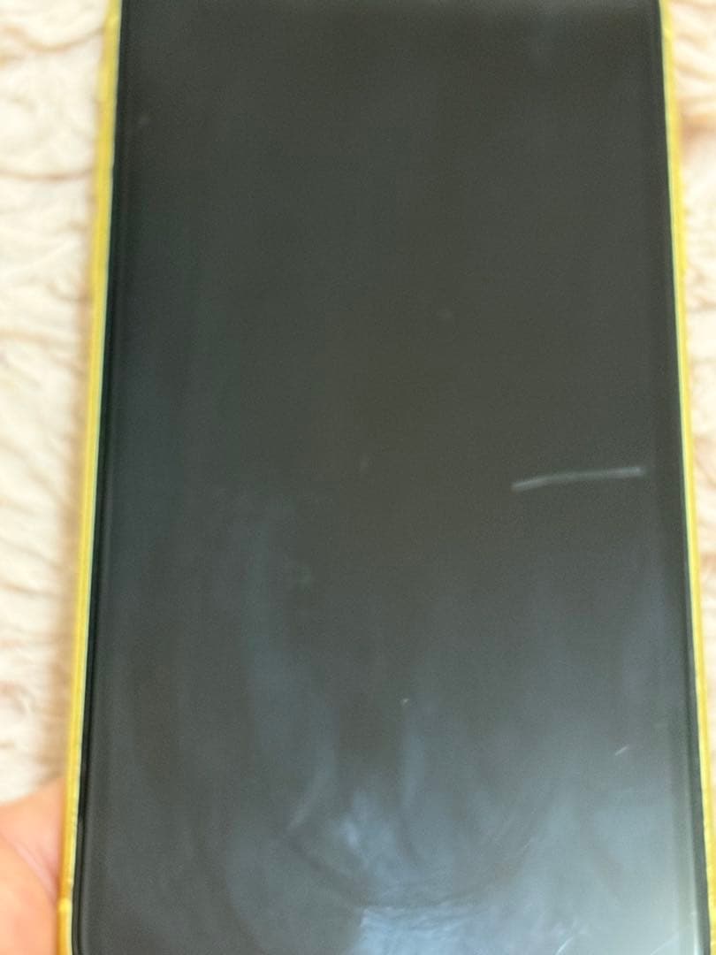 Apple iPhone 11 イエロー 本体☆箱、イヤホンあり