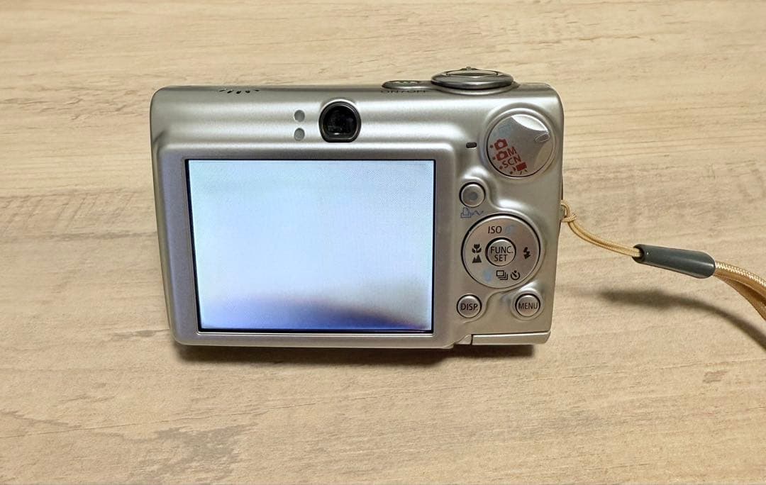 美品　動作品CANON IXY DIGTAL 700 デジタルコンパクトカメラ