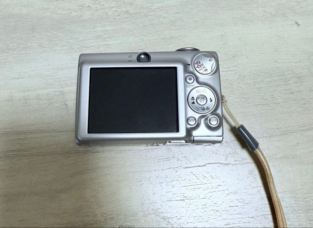 美品　動作品CANON IXY DIGTAL 700 デジタルコンパクトカメラ