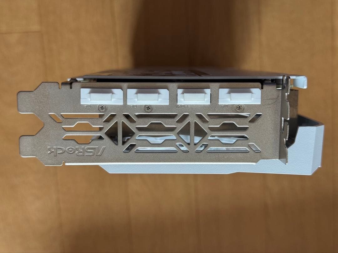 グラフィックボード・グラボ・ビデオカード Radeon RX 7600 XT STEEL LEGEND 16GB OC