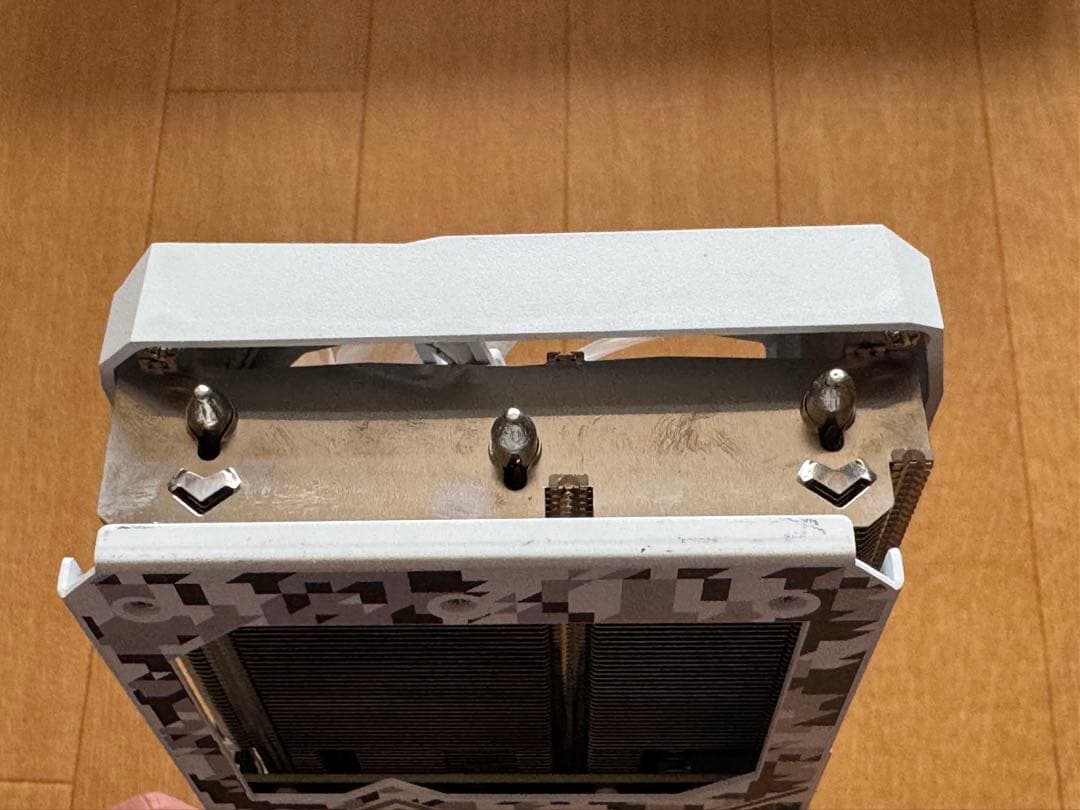 グラフィックボード・グラボ・ビデオカード Radeon RX 7600 XT STEEL LEGEND 16GB OC