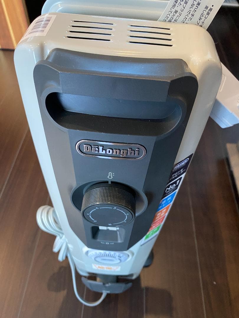デロンギ オイルヒーター RHJ10F1015-DG展示未使用品